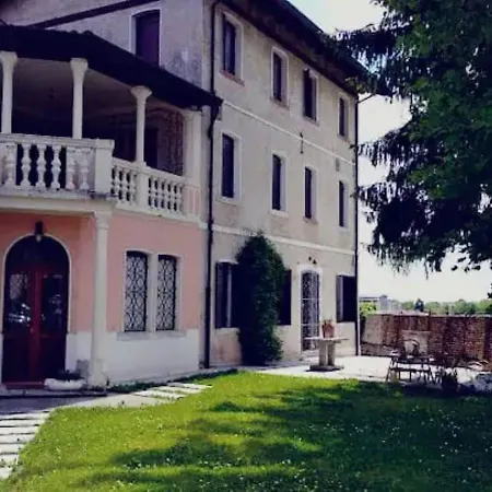 Bed and Breakfast Ernestine Family