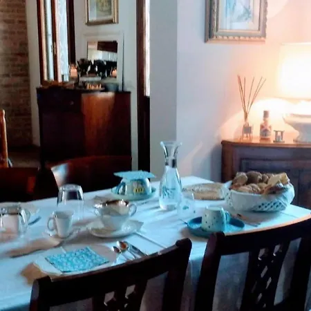 B&B Ernestine Family Home